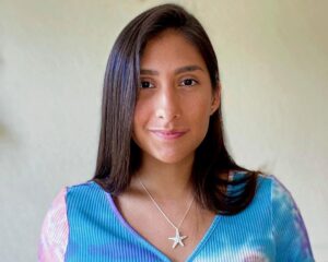 Mariana Ugalde, youth Olympic badminton player models the Sennen Starfish Necklace