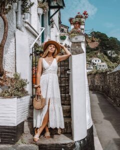 @followintheirfootsteps models the Porthgwarra Mussel Shell Necklace