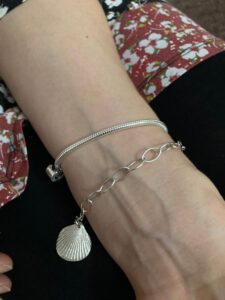 Review of Scallop Shell Bracelet by Simon W.